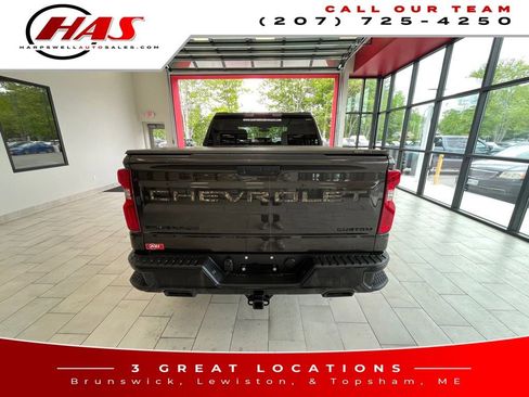 Used 2021 Chevrolet Silverado 1500 Custom Trail Boss w/ Realtree Special Edition AWD/4WD image 6