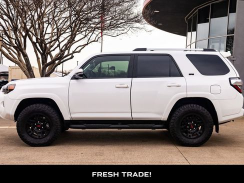 Used 2023 Toyota 4Runner SR5 Premium w/ Moonroof Package image 5