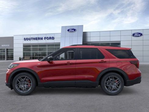 New 2026 Ford Explorer ST-Line w/ ST-Line Street Pack image 3