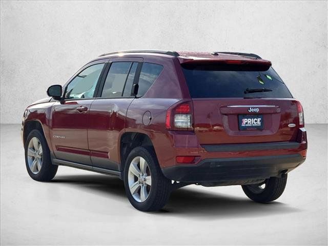 Used 2016 Jeep Compass Latitude FWD image 7