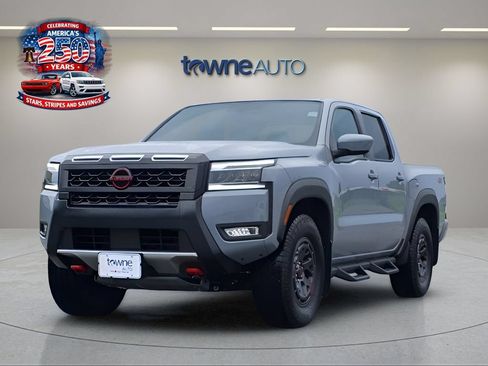 Used 2025 Nissan Frontier PRO-4X AWD/4WD image 1