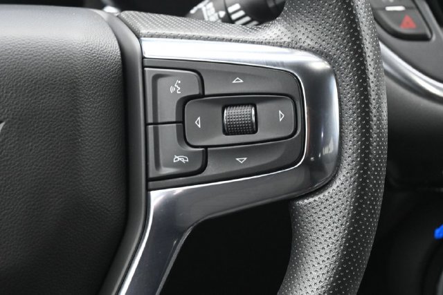 Used 2024 Chevrolet Blazer LT w/ Convenience Package FWD image 18