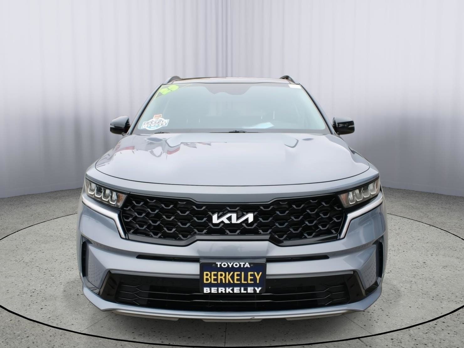 Used 2023 Kia Sorento S w/ Panoramic Sunroof Package FWD image 3