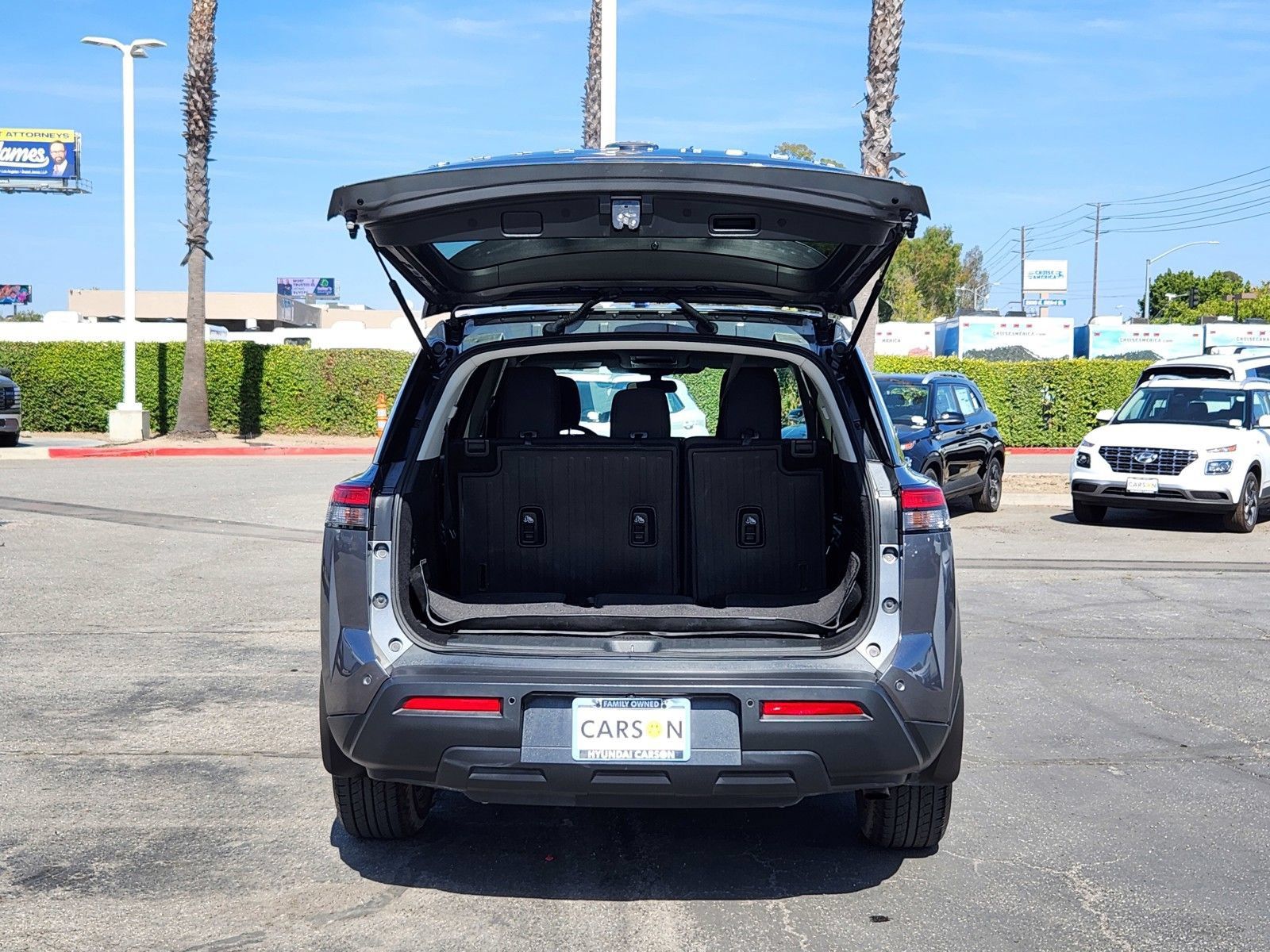 Used 2022 Nissan Pathfinder S AWD/4WD image 14