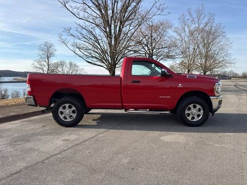 Used 2019 RAM 3500 Tradesman image 9
