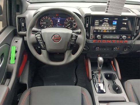 New 2025 Nissan Frontier PRO-4X image 15