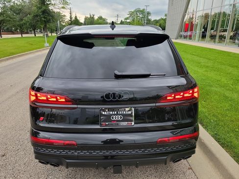 New 2026 Audi SQ7 Prestige AWD/4WD image 33