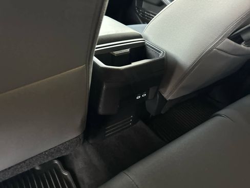 Used 2025 Toyota Tacoma TRD Sport image 24