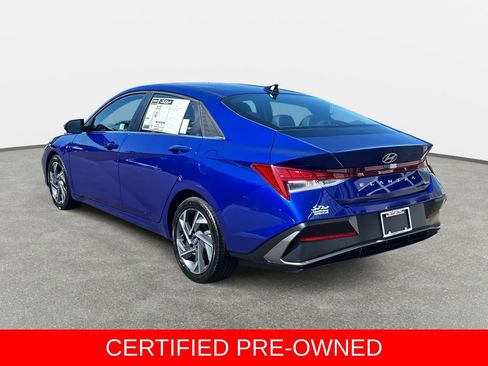 Certified 2025 Hyundai Elantra Limited FWD image 7