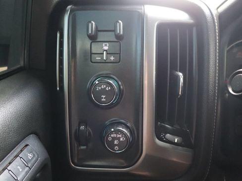 Used 2019 Chevrolet Silverado 2500 LTZ w/ Duramax Plus Package AWD/4WD image 26