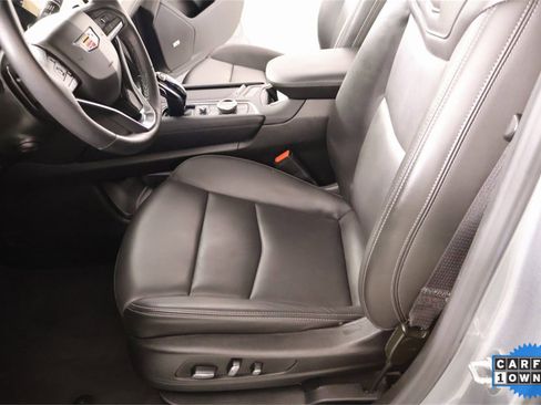 Certified 2025 Cadillac XT6 Premium Luxury image 5