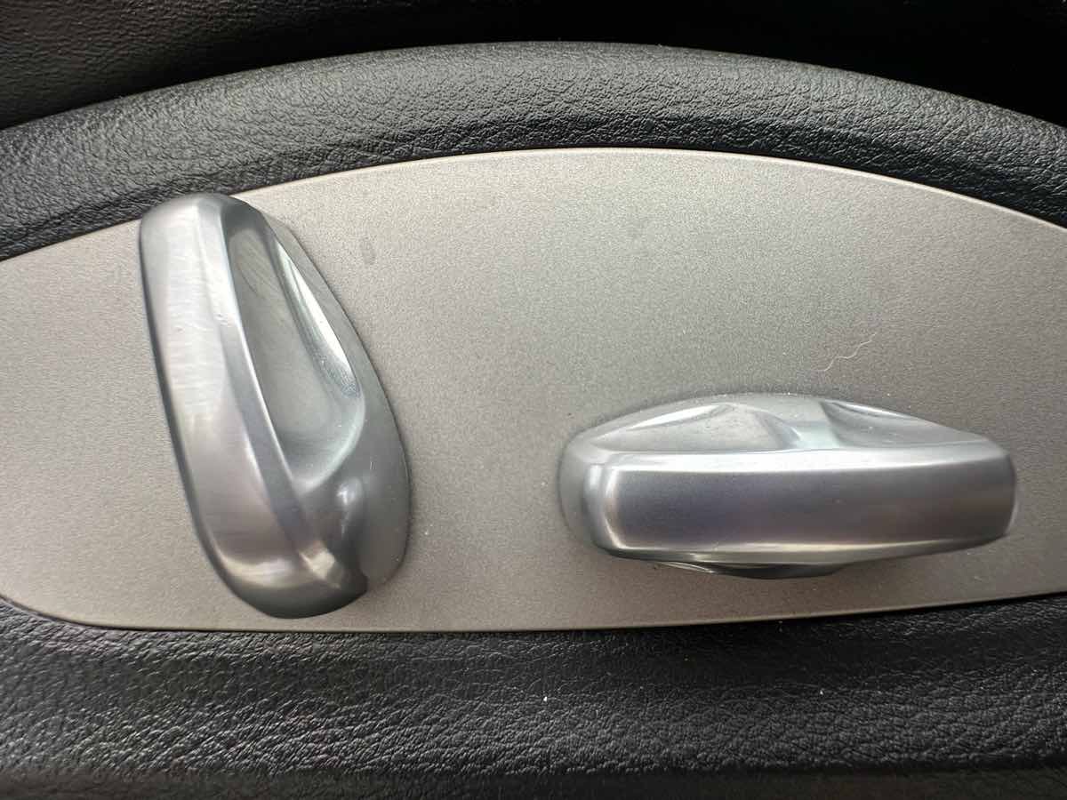 Used 2017 Porsche Cayenne AWD/4WD image 29