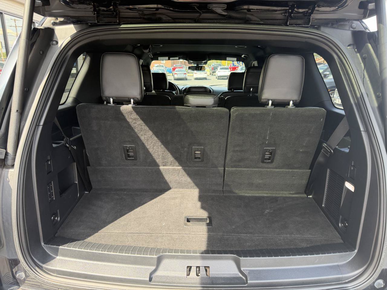 Used 2019 Ford Expedition Limited w/ Driver Assistance Package RWD image 24