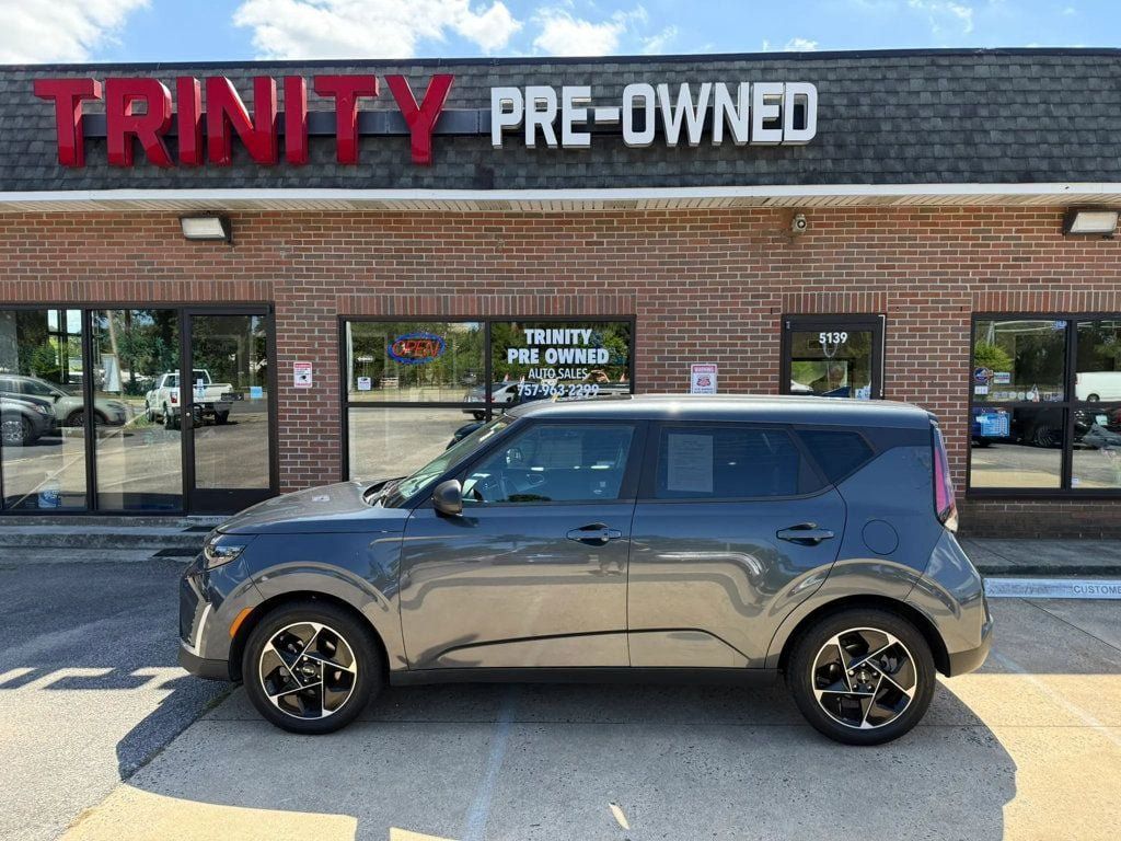 Used 2024 Kia Soul EX FWD image 5