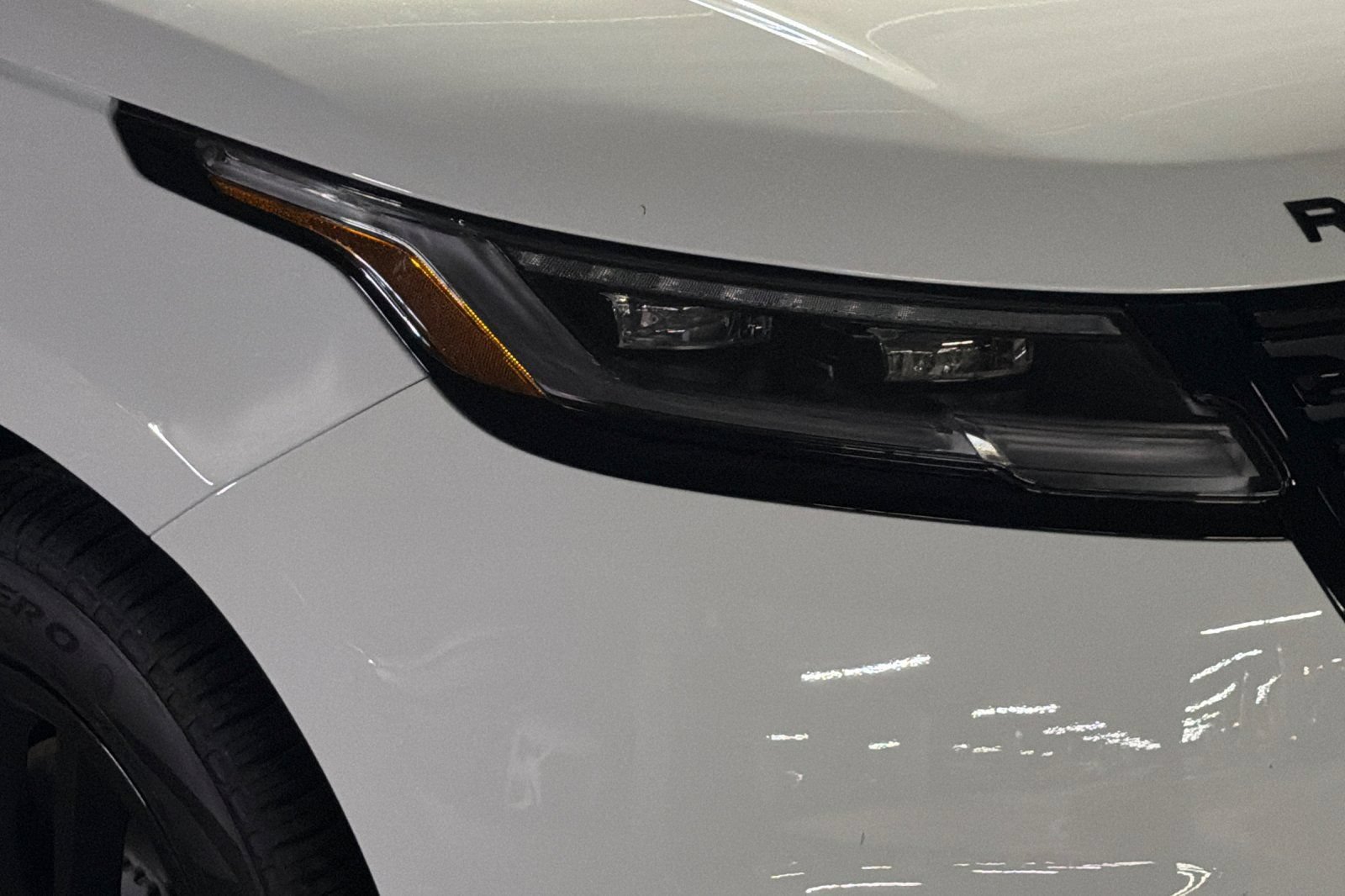 New 2026 Land Rover Range Rover Velar S AWD/4WD image 25