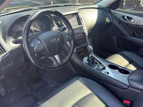 Used 2016 INFINITI Q50 3.0t Premium w/ 3.0T Premium Plus Package AWD/4WD image 31