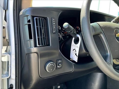New 2026 Chevrolet Express 2500 image 22