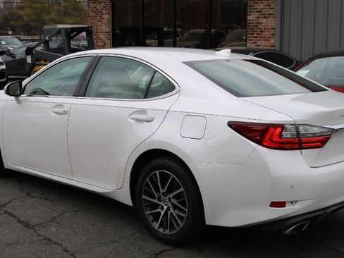 Used 2018 Lexus ES 350 image 6