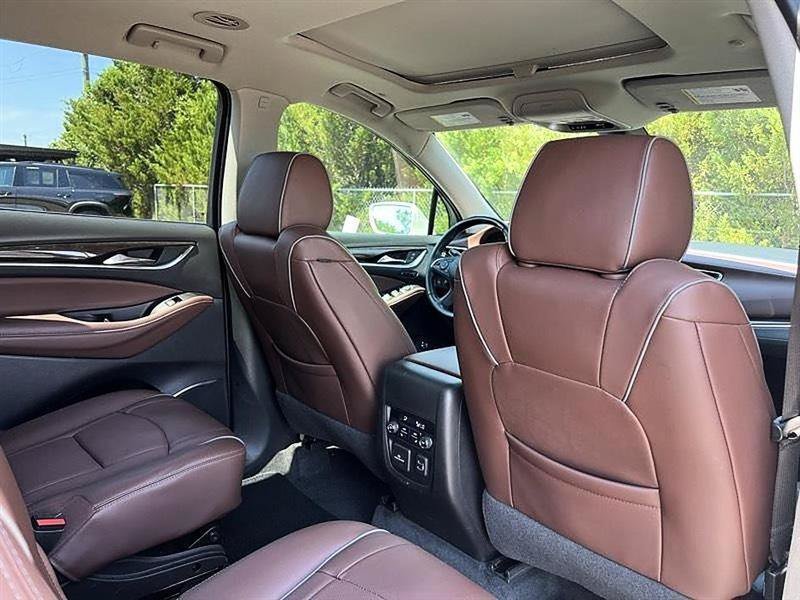 Used 2019 Buick Enclave Avenir w/ Avenir Technology Package FWD image 38