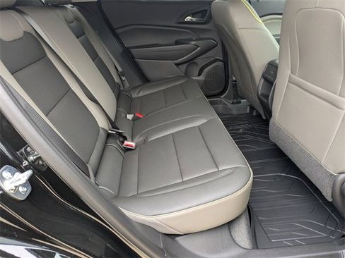 New 2026 Chevrolet Trax ACTIV w/ Sunroof Package image 32