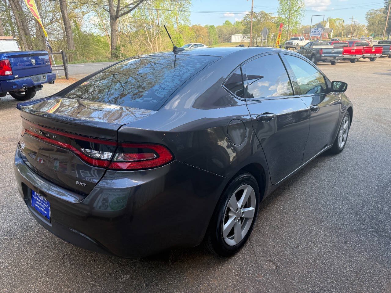 Used 2015 Dodge Dart SXT FWD image 4