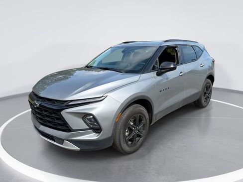 Used 2023 Chevrolet Blazer LT w/ Convenience Package FWD image 1