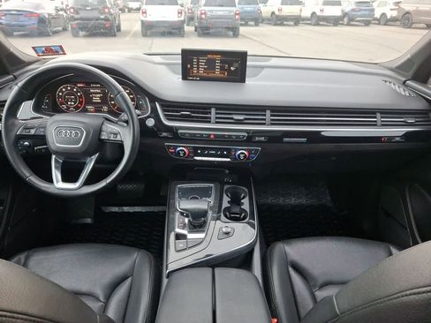 Used 2018 Audi Q7 3.0T Prestige w/ Prestige Package image 10