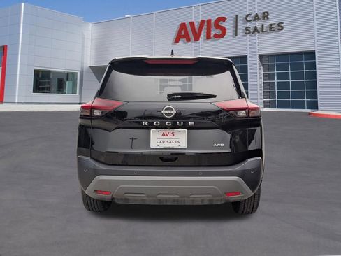 Used 2023 Nissan Rogue S AWD/4WD image 5