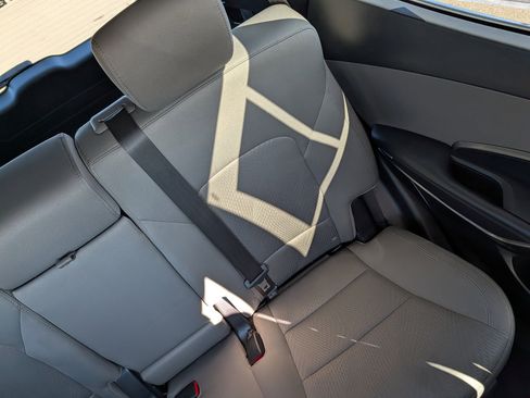 Used 2017 Hyundai Santa Fe Sport image 14