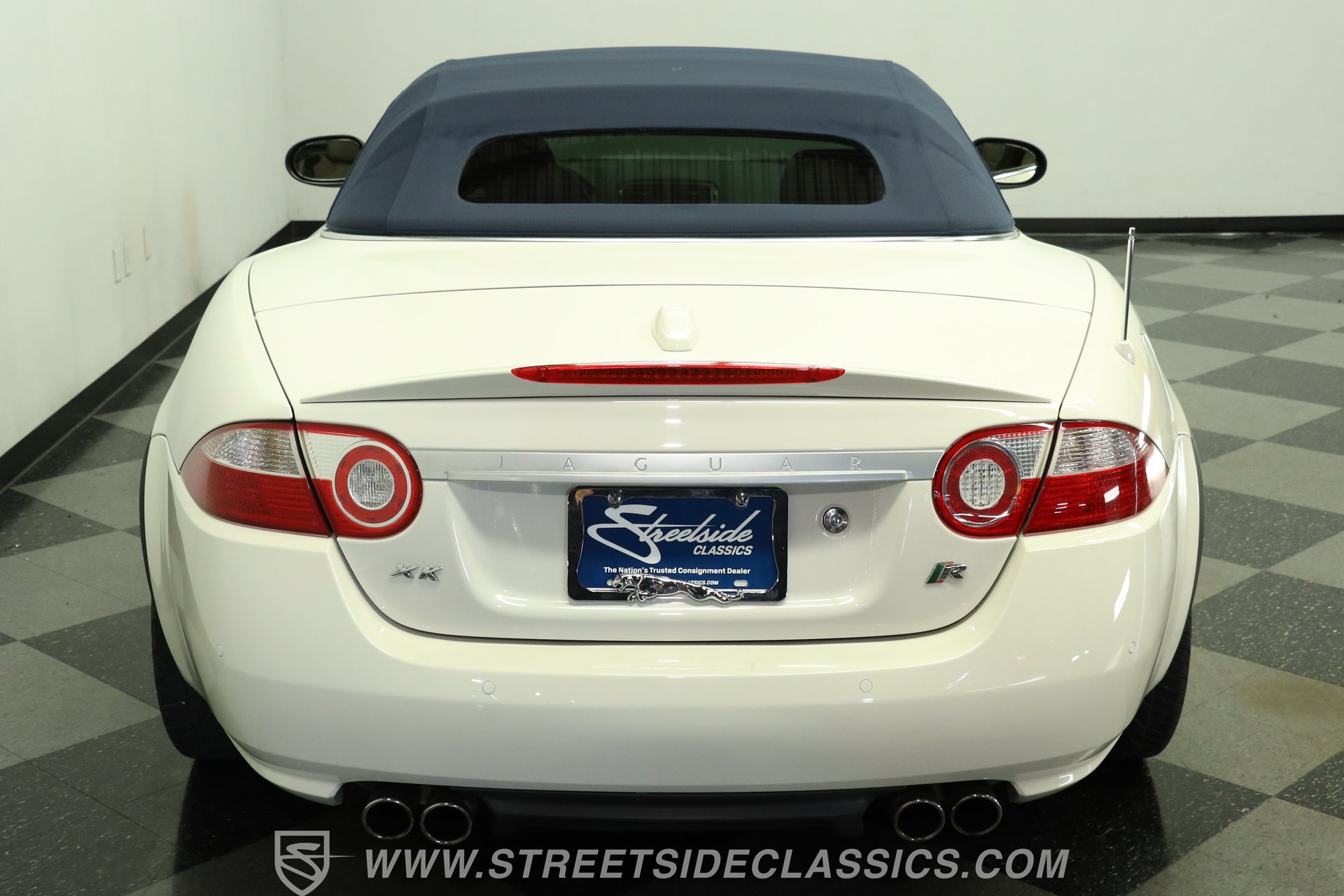 Used 2007 Jaguar XKR R RWD image 9
