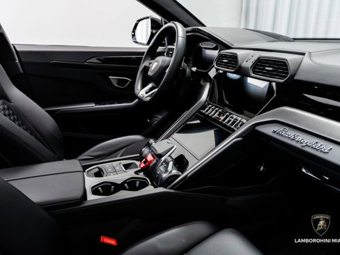 Used 2024 Lamborghini Urus S image 49