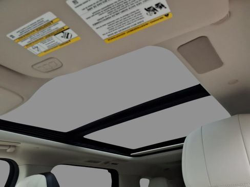 New 2027 Lincoln Navigator Reserve w/ Jet Appearance Package AWD/4WD image 21