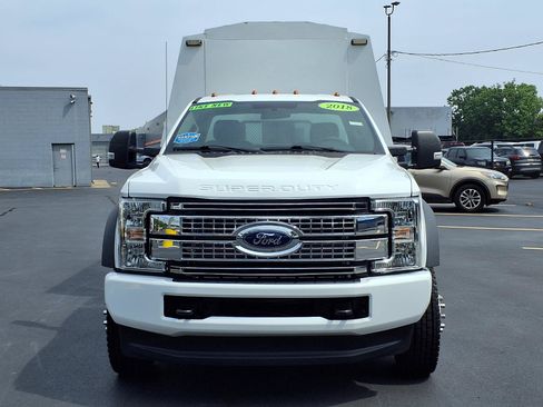 Used 2018 Ford F550 4x4 Regular Cab Super Duty image 16