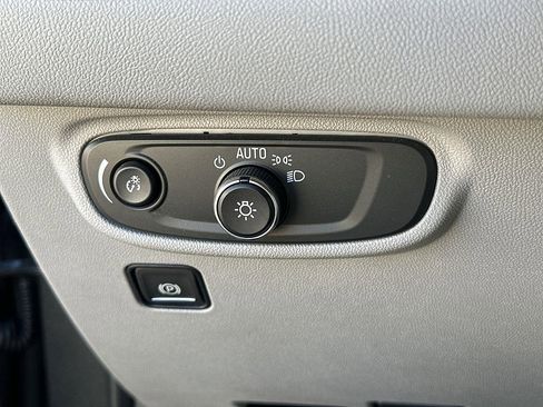Used 2021 GMC Terrain SLE AWD/4WD image 16