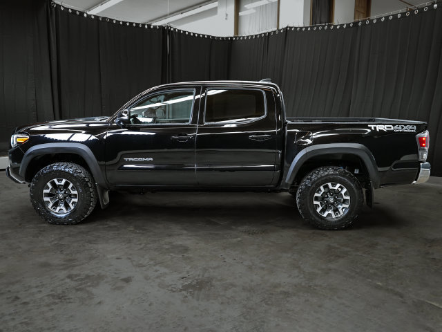 Used 2023 Toyota Tacoma TRD Off-Road AWD/4WD image 7