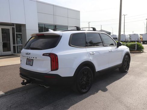 Used 2022 Kia Telluride EX w/ EX Premium Package AWD/4WD image 13