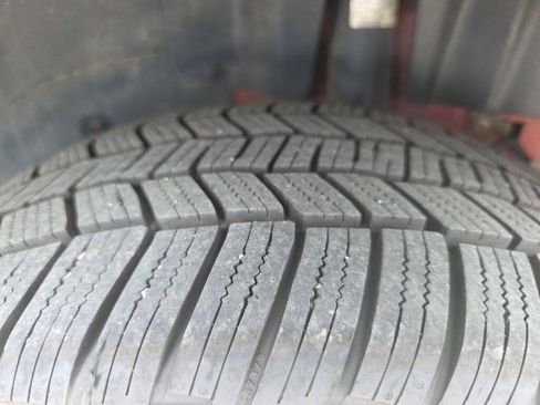 Used 2016 Ford Explorer XLT w/ Equipment Group 202A AWD/4WD image 14