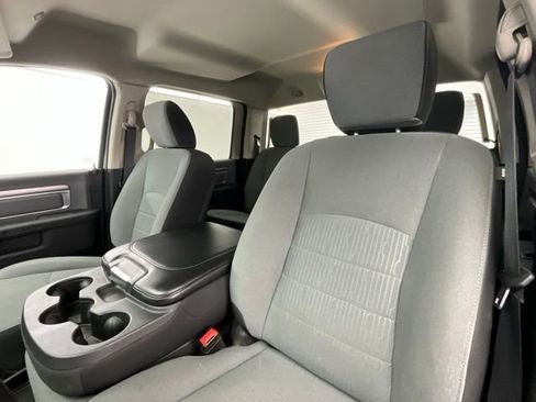 Used 2022 RAM 1500 Classic SLT w/ Electronics Convenience Group image 6