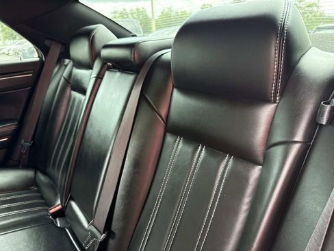 Used 2023 Chrysler 300 S RWD image 15