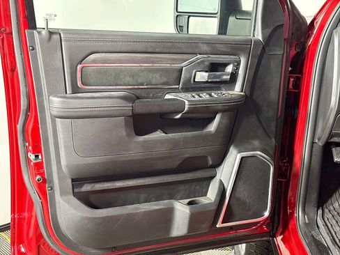 New 2026 RAM 2500 Laramie w/ Sport Appearance Package AWD/4WD image 10