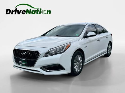 Used 2017 Hyundai Sonata SE FWD image 1