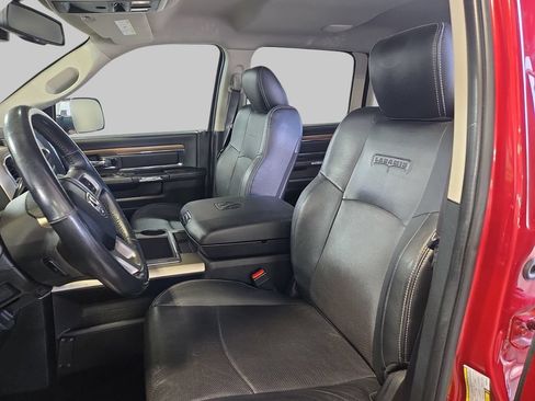 Used 2015 RAM 2500 Laramie w/ Convenience Group AWD/4WD image 17