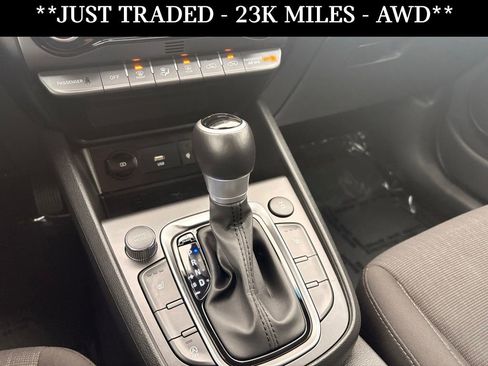 Used 2023 Hyundai Kona SEL w/ Convenience Package image 40