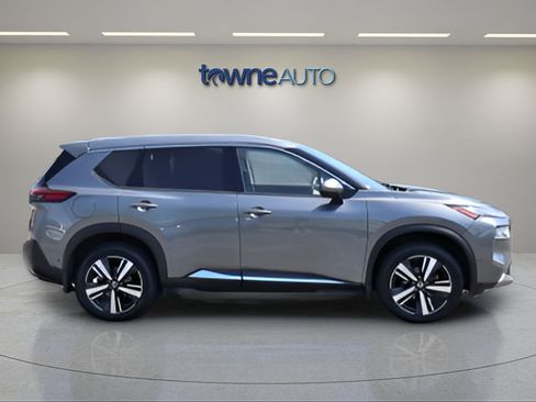 Used 2021 Nissan Rogue Platinum AWD/4WD image 8