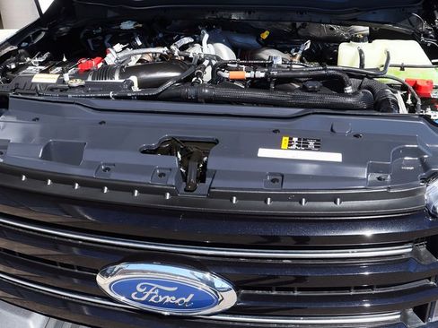 Used 2025 Ford F250 Platinum image 65