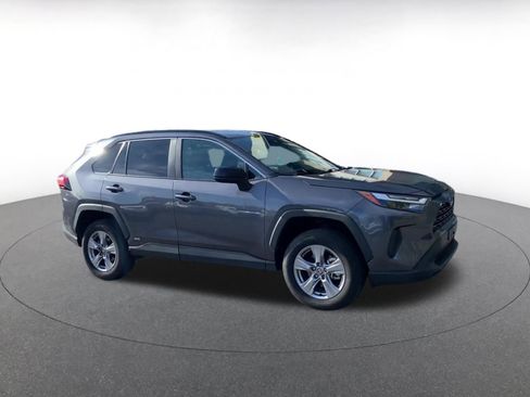 Used 2025 Toyota RAV4 LE image 2