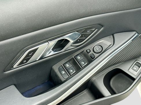Certified 2023 BMW 330i Sedan RWD image 18