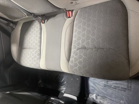 Used 2025 Subaru Forester AWD/4WD image 11