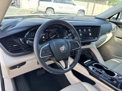 Used 2021 Buick Envision Essence FWD image 33