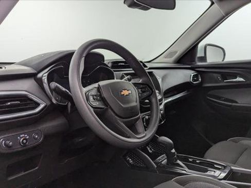 Used 2023 Chevrolet TrailBlazer LT image 24